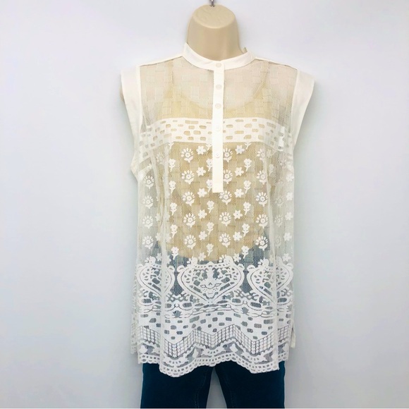 Cabi Prudence Ivory Lace Sleeveless Top - Picture 2 of 16